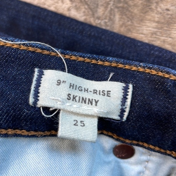 Madewell Women’s 9” High Rise Skinny Jeans, Dark Wash, size 25 - Picture 3 of 10